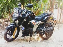 Apache RTR 160 4V with ABS